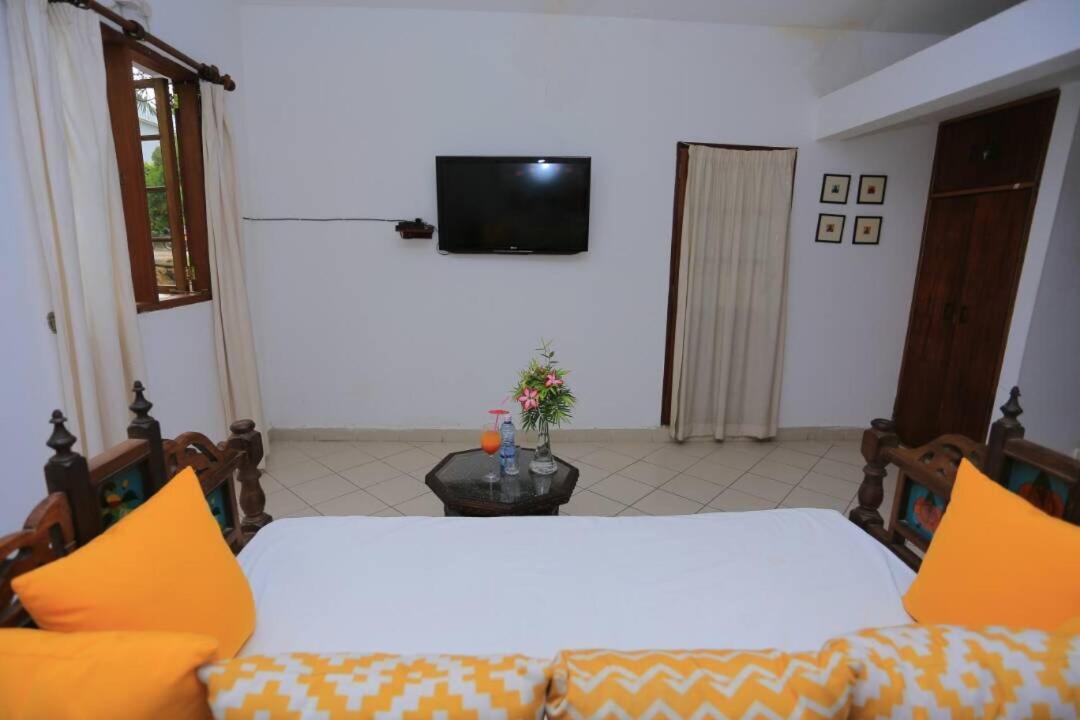 Hotel Pontoon Nyali Mombasa Exteriér fotografie